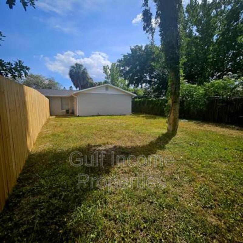 2515 30th Avenue Drive East - B property image