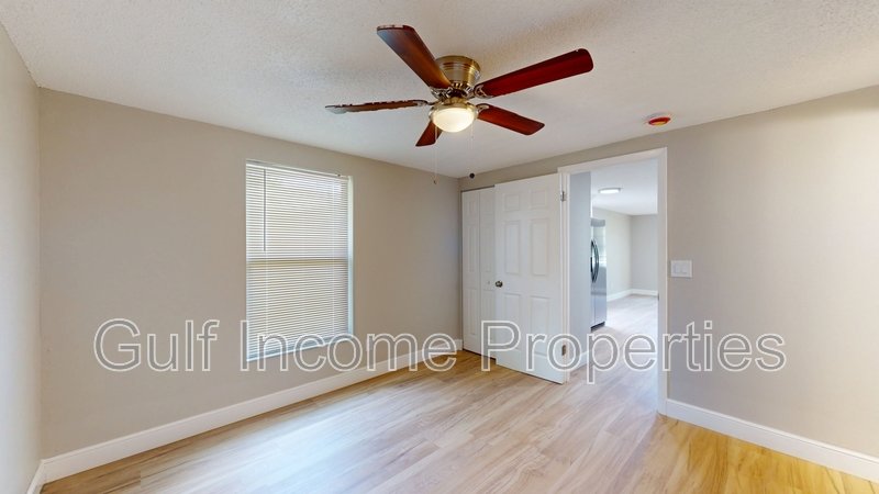 2515 30th Avenue Drive East - B property image