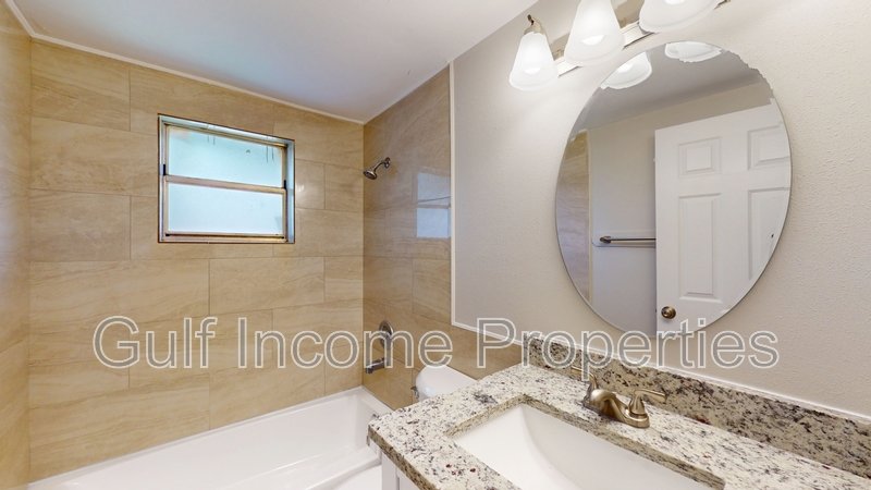 2515 30th Avenue Drive East - B property image