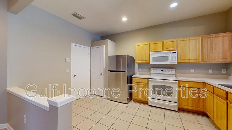 8331 72nd Street East property image