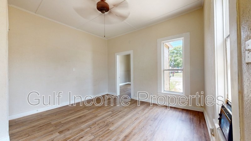 1510 10th Street West - C property image