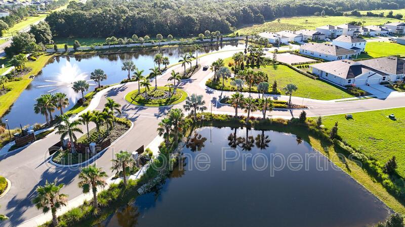 411 157th Court East property image