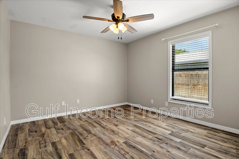 8307 12th Avenue Drive Northwest property image