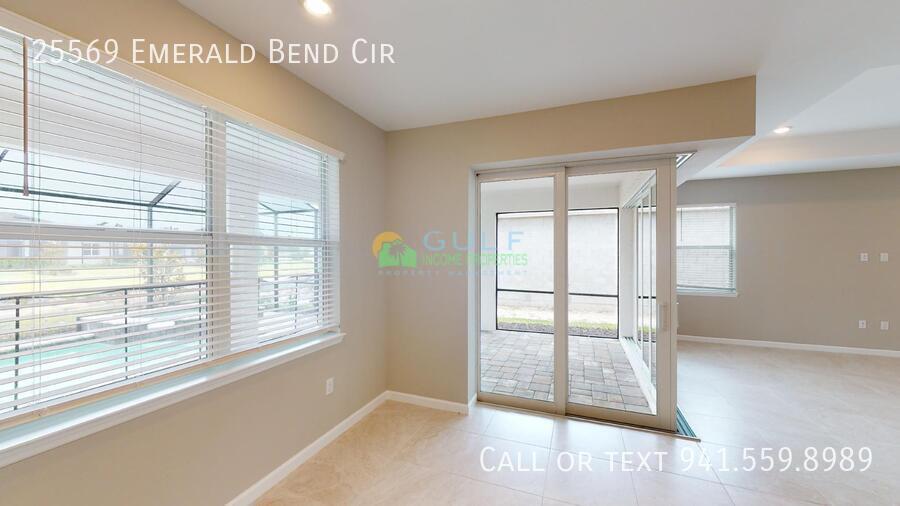 25569 Emerald Bend Cir property image