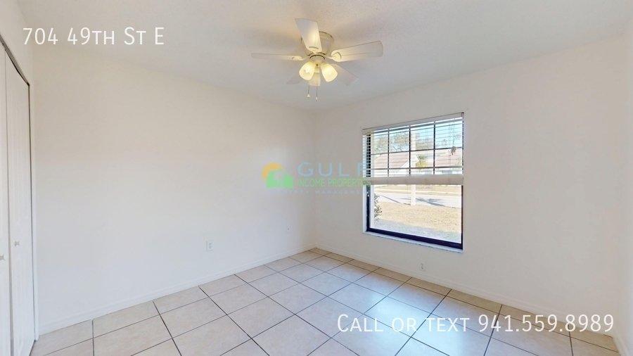 704 49th St E property image