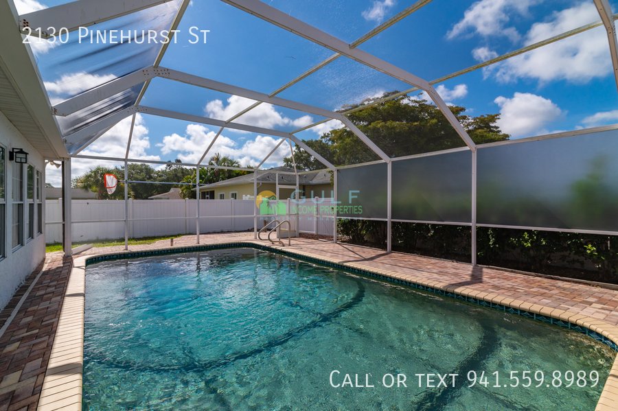 2130 Pinehurst St property image