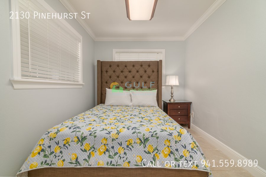 2130 Pinehurst St property image