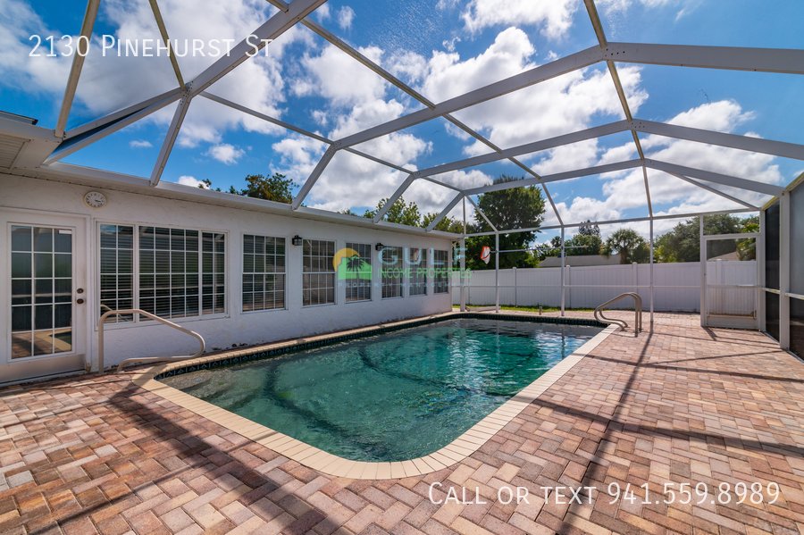 2130 Pinehurst St property image