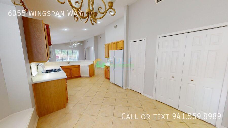 6055 Wingspan Way property image