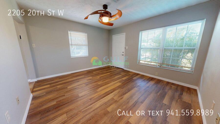 2205 20th St W property image