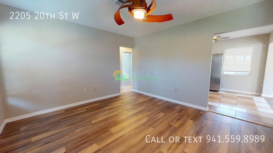 2205 20th St W property image