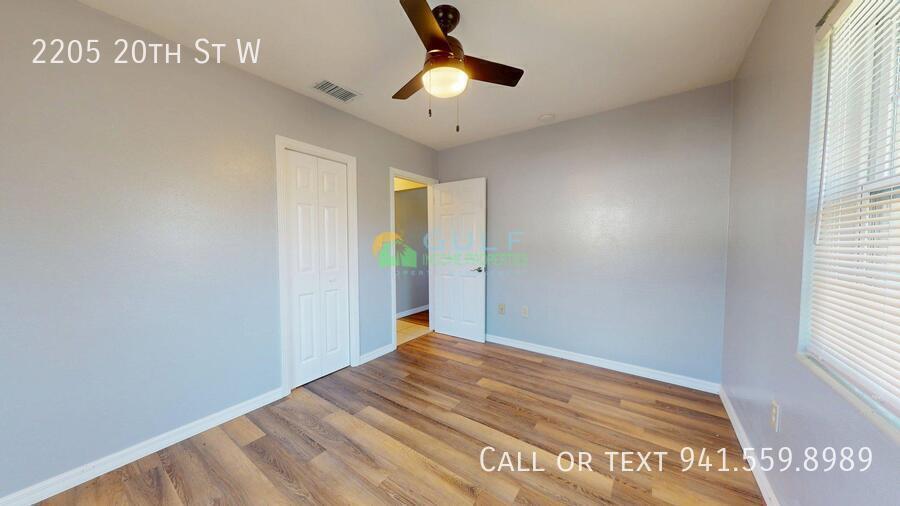 2205 20th St W property image