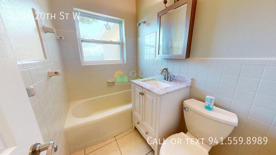 2205 20th St W property image