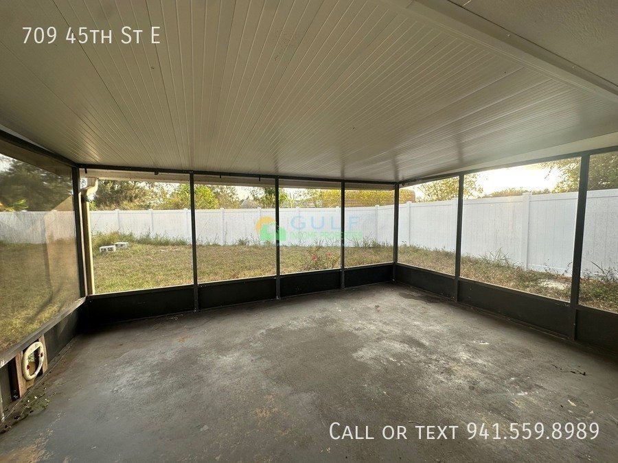 709 45th St E property image