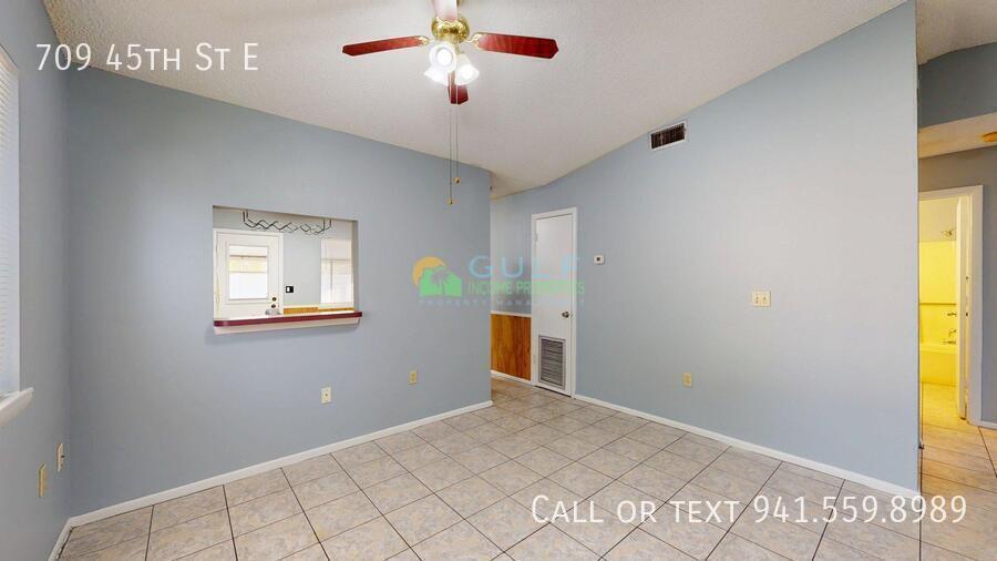 709 45th St E property image