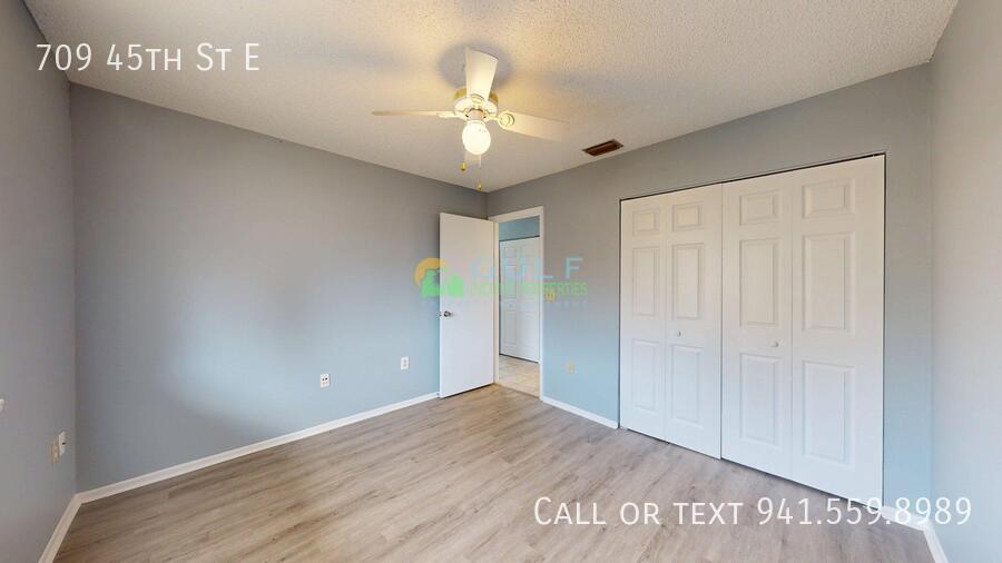 709 45th St E property image