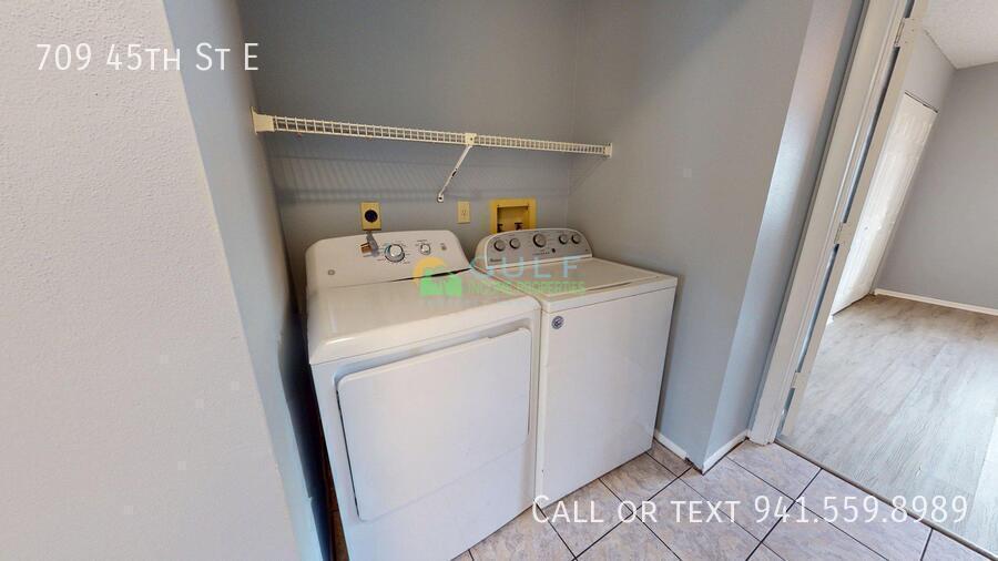 709 45th St E property image