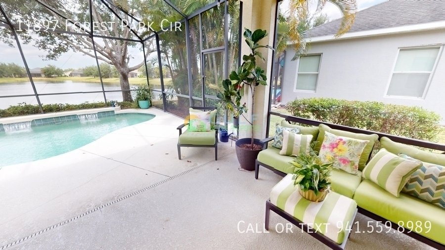 11897 Forest Park Cir property image