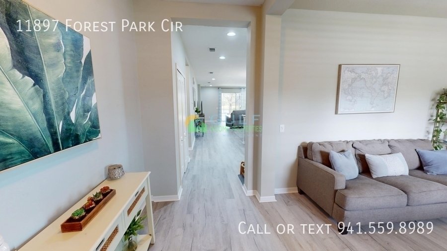 11897 Forest Park Cir property image