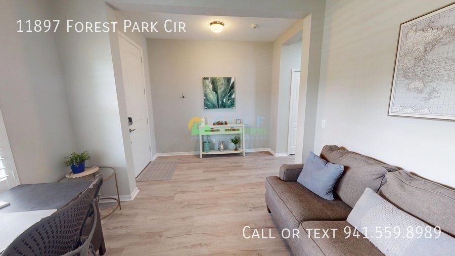 11897 Forest Park Cir property image