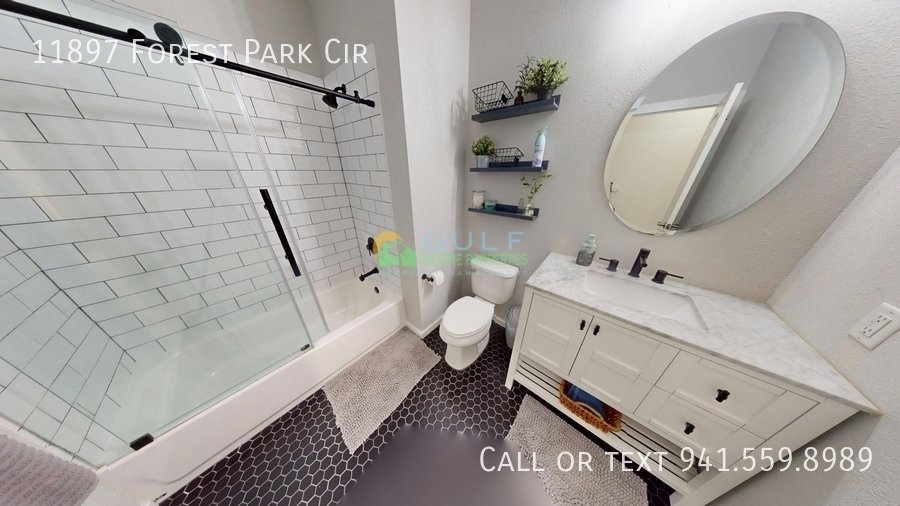 11897 Forest Park Cir property image