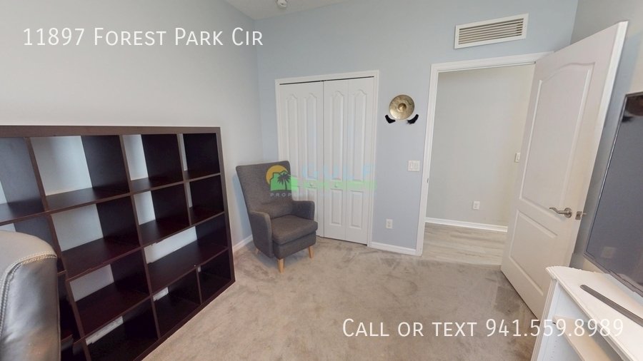 11897 Forest Park Cir property image