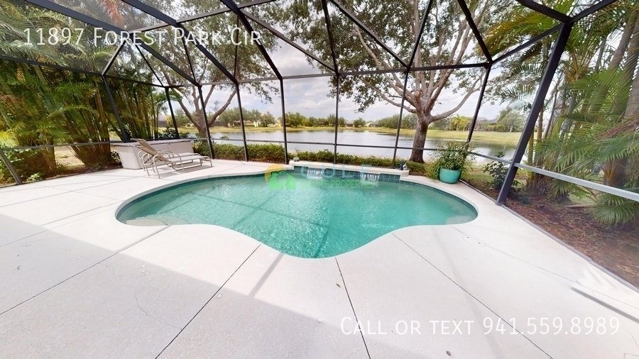 11897 Forest Park Cir property image