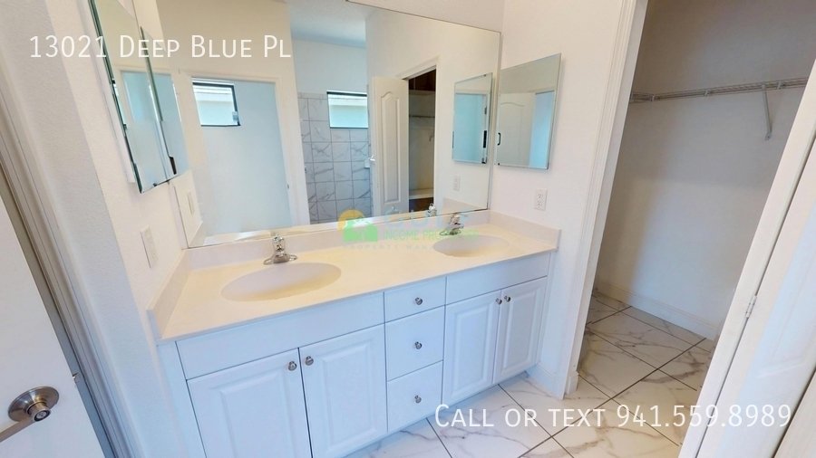 13021 Deep Blue Pl property image