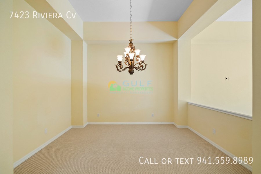 7423 Riviera Cv property image