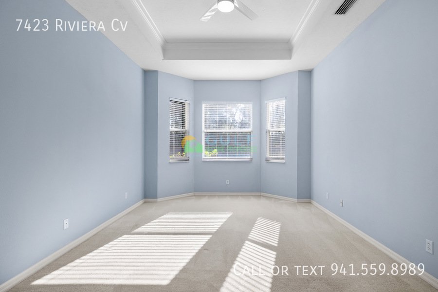 7423 Riviera Cv property image