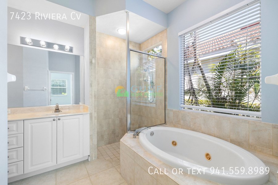 7423 Riviera Cv property image