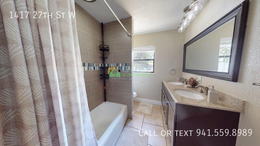 1417 27th St W property image