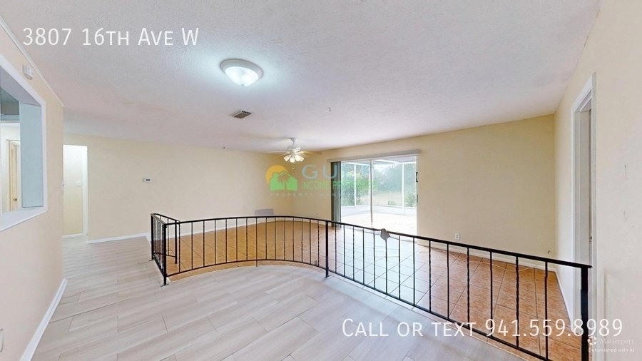 3807 16th Ave W property image