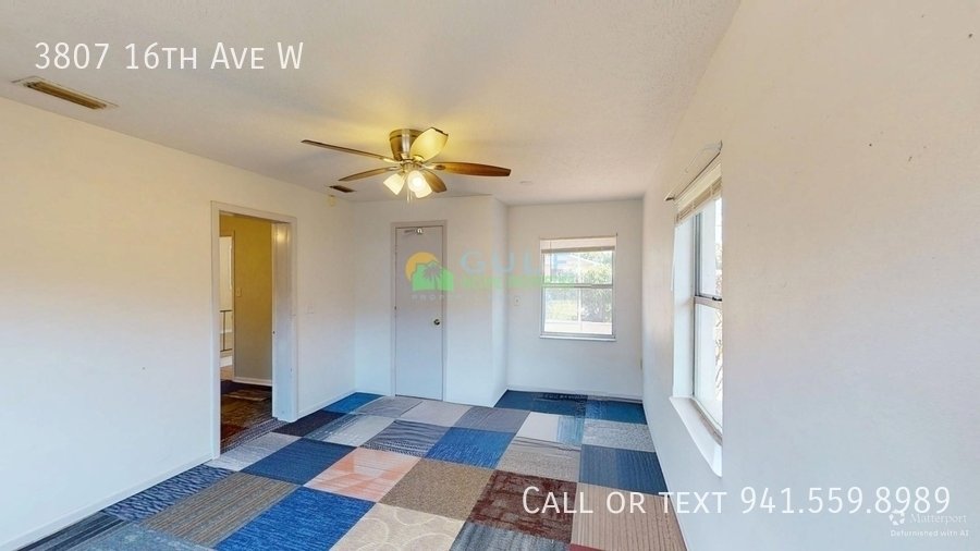 3807 16th Ave W property image