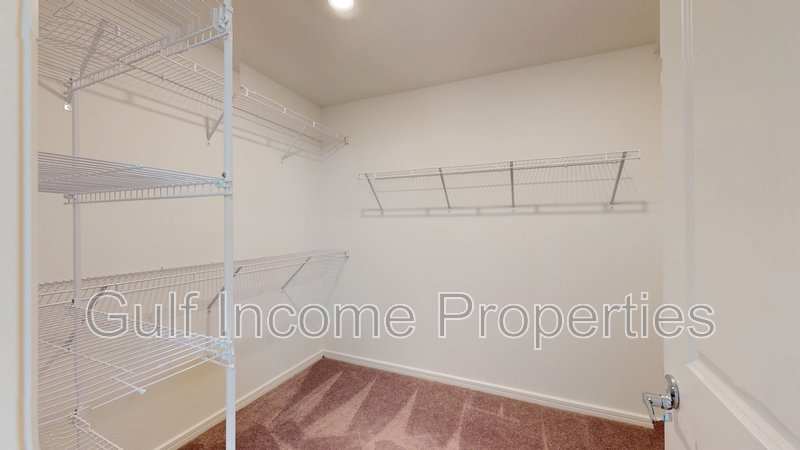 9505 Lamine Way property image