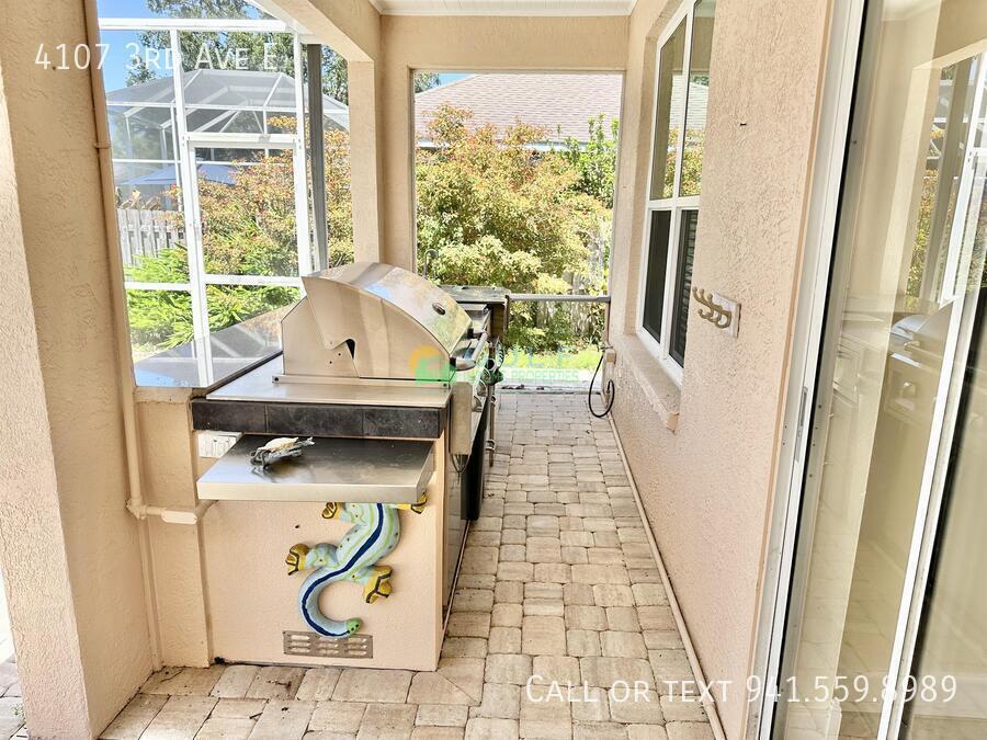 4107 3rd Ave E property image