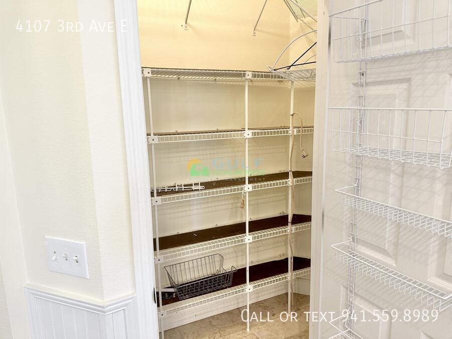 4107 3rd Ave E property image