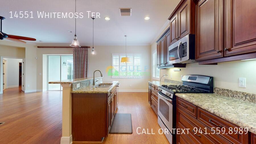 14551 Whitemoss Ter property image