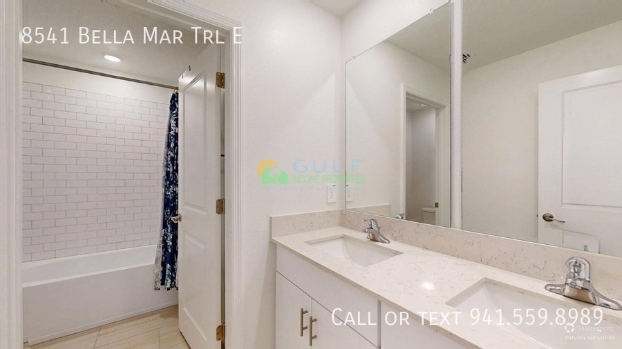8541 Bella Mar Trl E property image