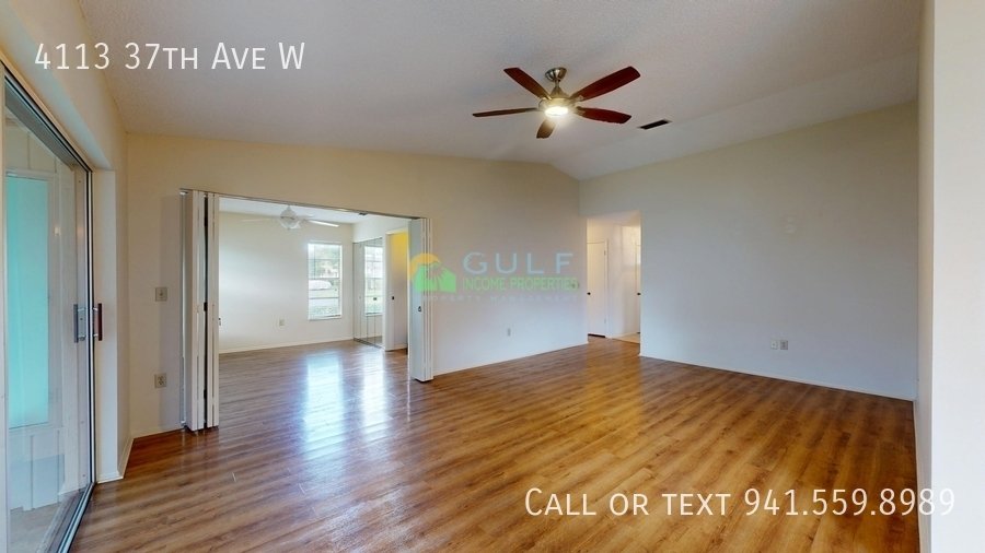 4113 37th Ave W property image