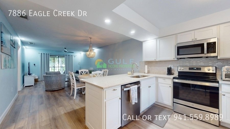 7886 Eagle Creek Dr property image
