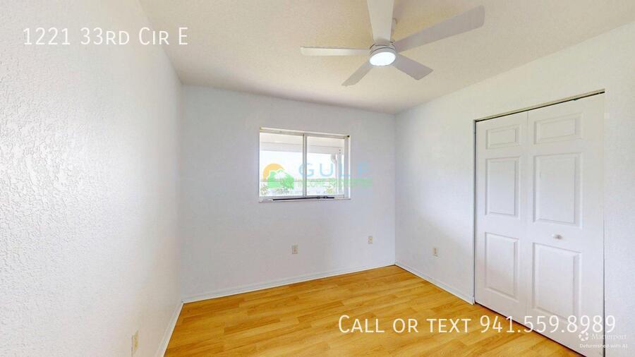 1221 33rd Cir E property image