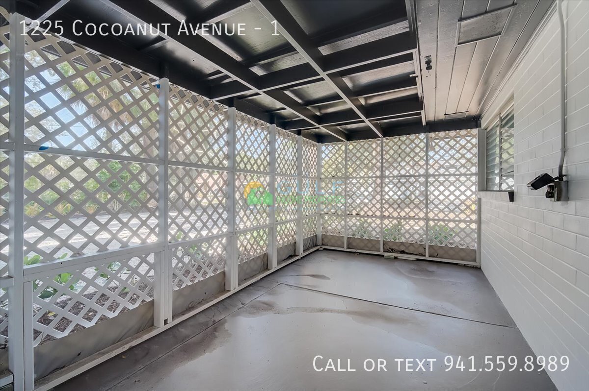 1225 Cocoanut Avenue - 1 property image