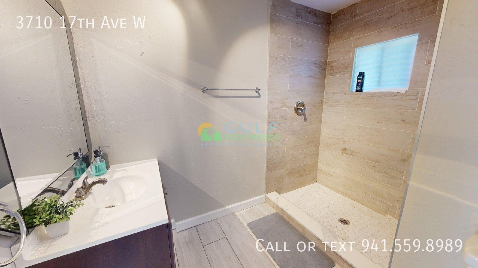 3710 17th Ave W property image
